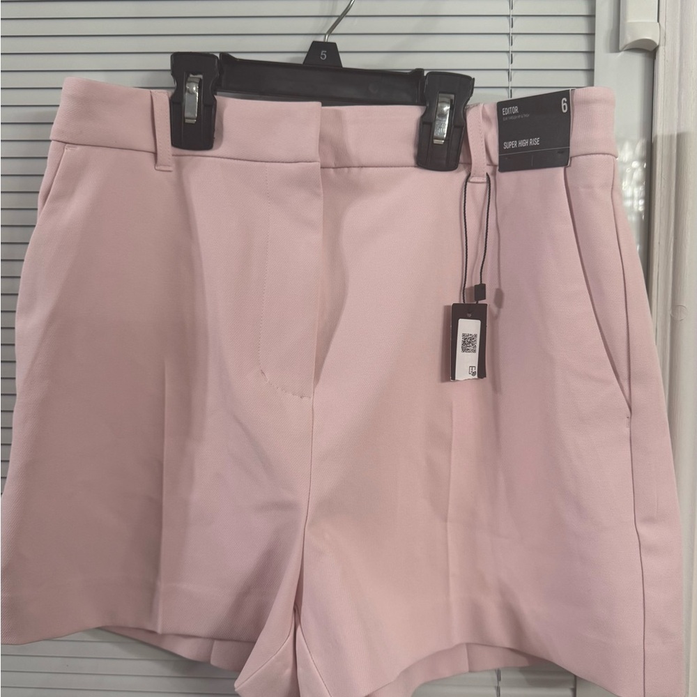 Express Elegant Pink Women's Shorts
